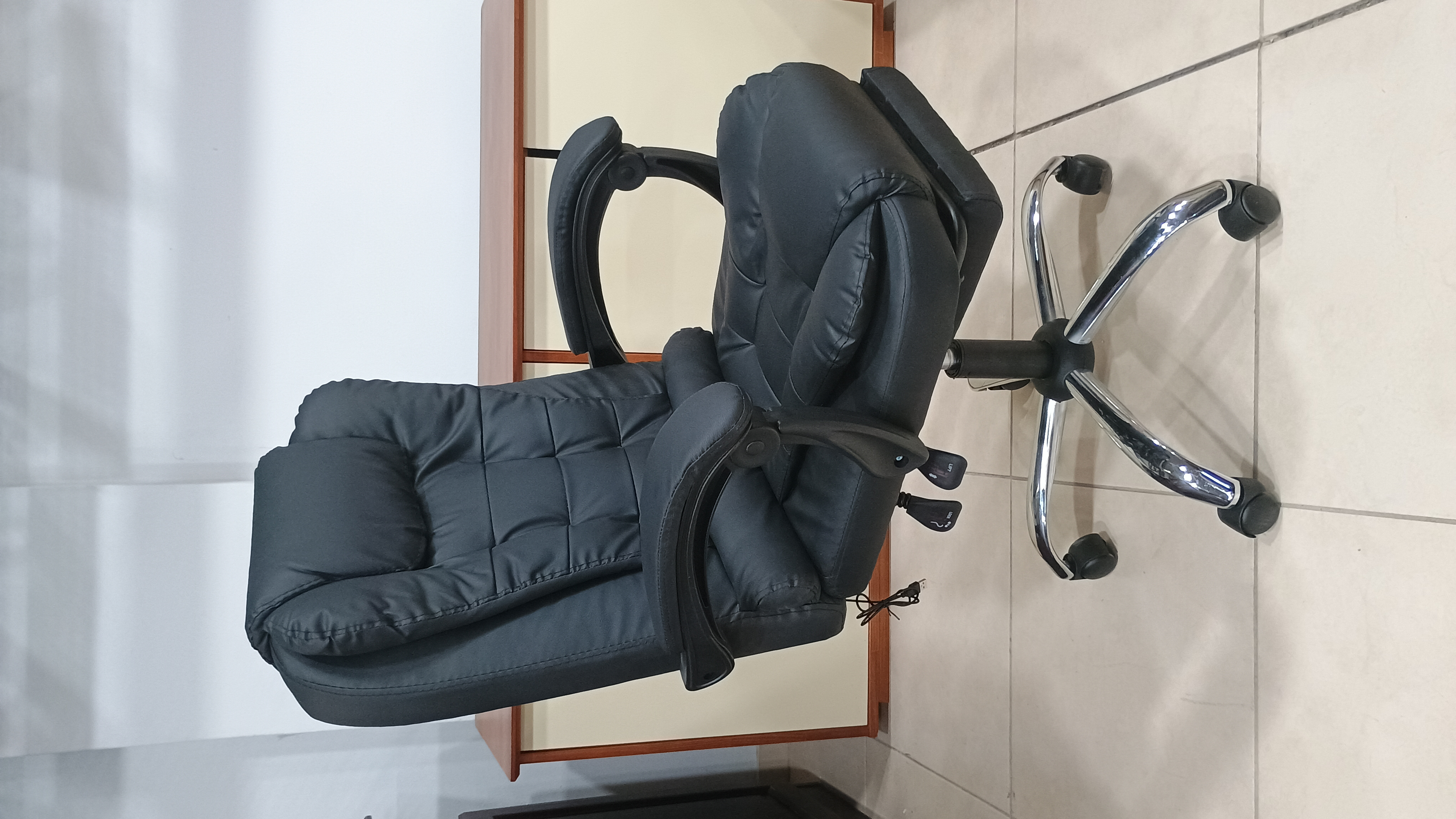Sillon de oficina Mitte Negro