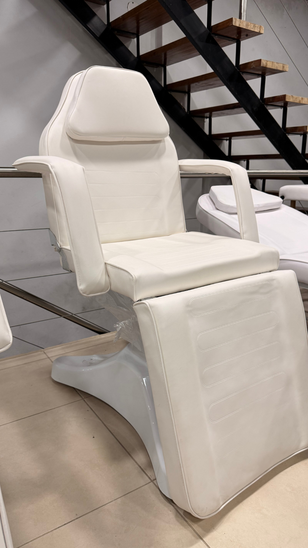 Camilla articulada hidraulica 182 x 62 x 55-75